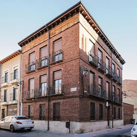 In The Old Town * 莱昂